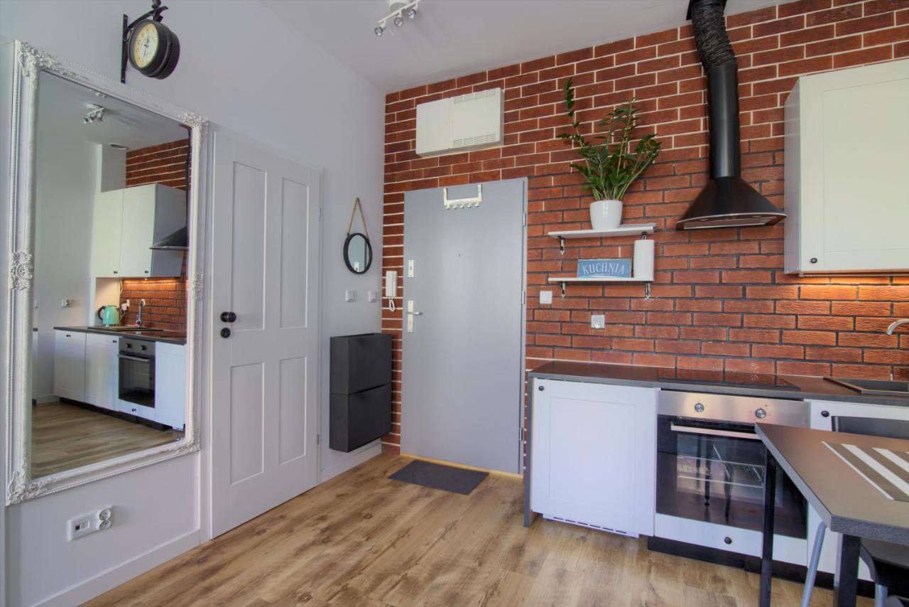 Apartments In - Janosika ชเตชชิน ภายนอก รูปภาพ