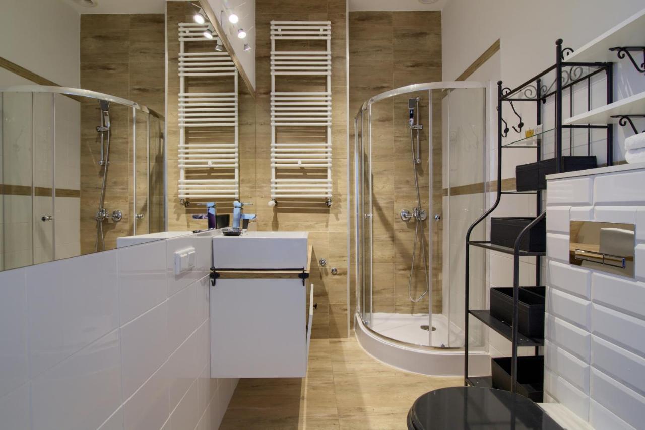 Apartments In - Janosika ชเตชชิน ภายนอก รูปภาพ