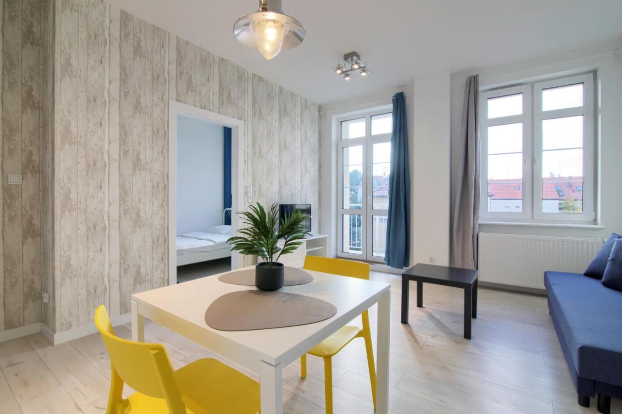 Apartments In - Janosika ชเตชชิน ภายนอก รูปภาพ