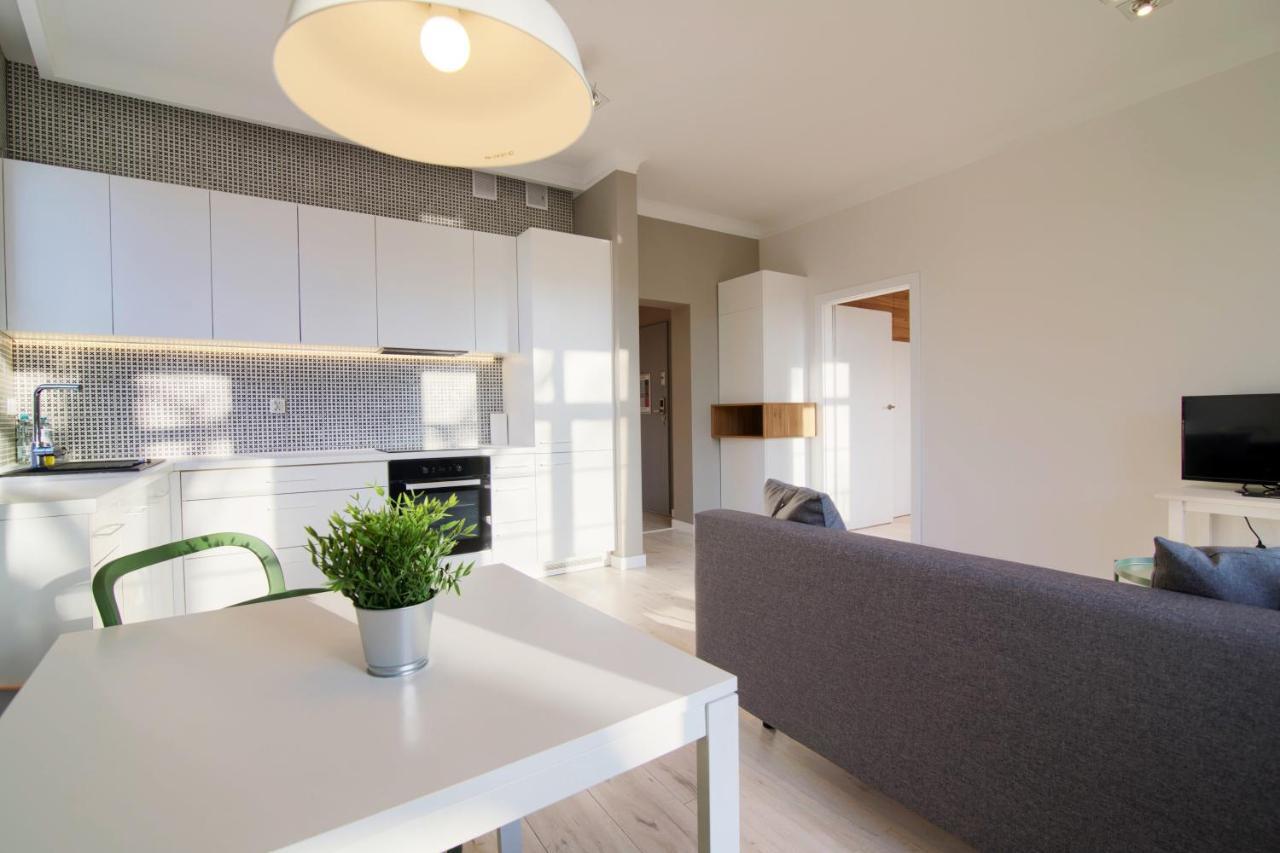 Apartments In - Janosika ชเตชชิน ภายนอก รูปภาพ